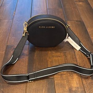 Marc Jacobs Round Black Crossbody